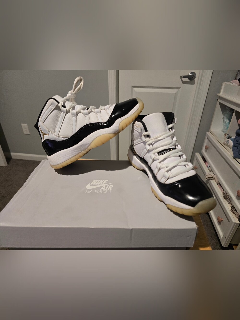 Authenticity Guarantee

Air Jordan 11 Retro 'Gratitude' Men's Size 5Y Pre-owned